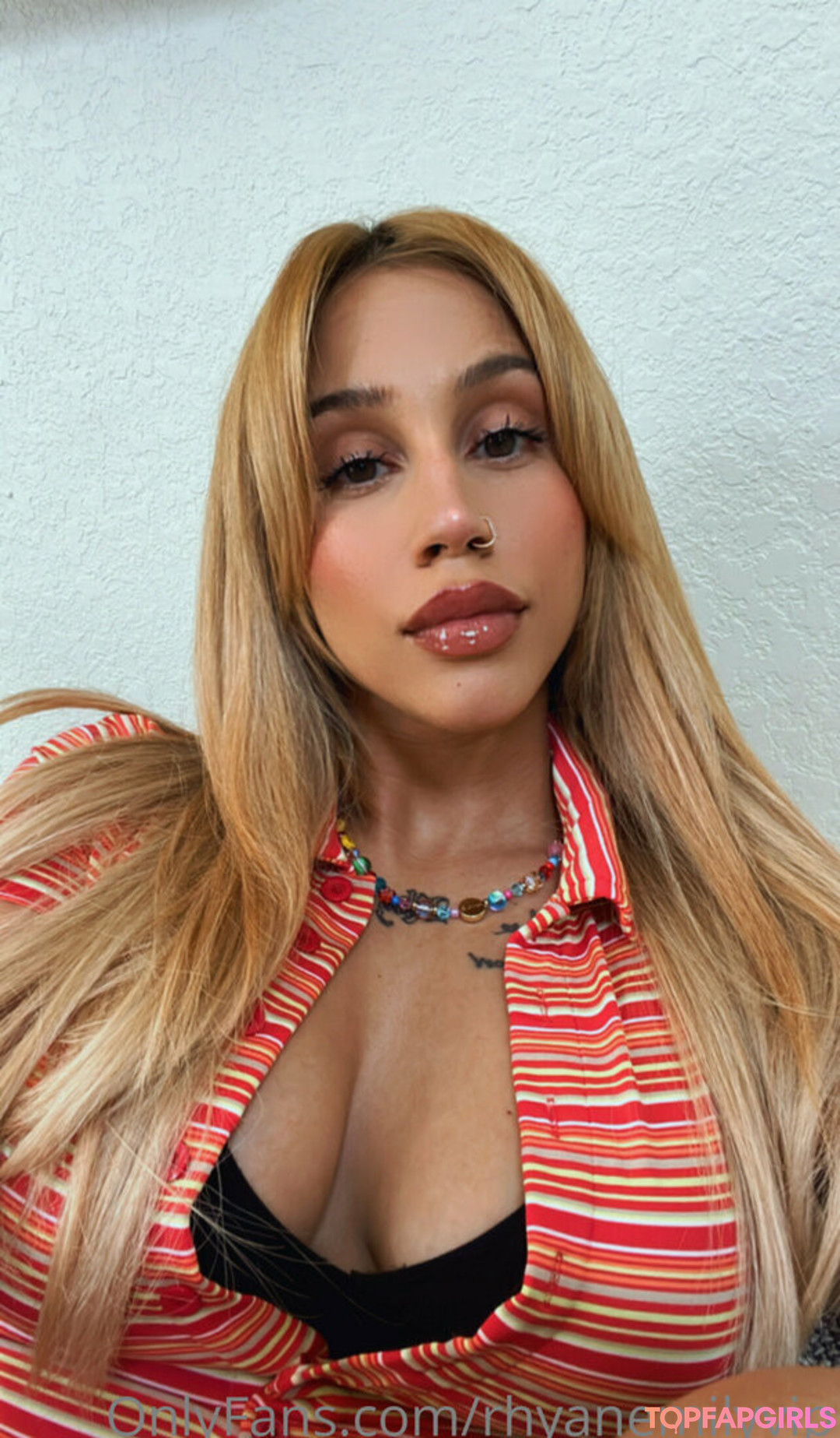 emilyywild1 sexy actress photos