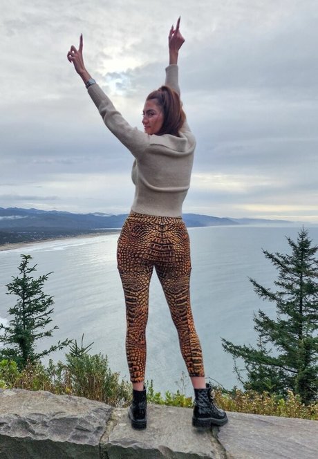 Blanca Blanco perfect star image