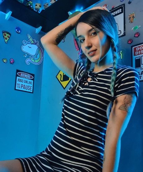 Teteia xxx model gallery