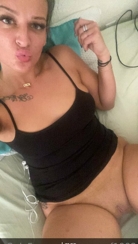 sassyyaf1992 star pornographic image