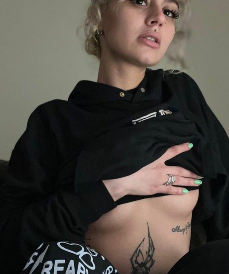 axalrnaed adult star pictures