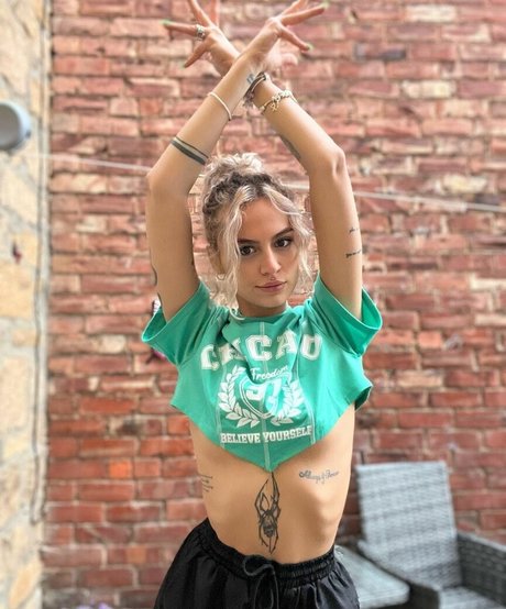 axalrnaed star nice photos