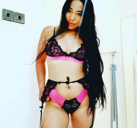 msspinay nice model img