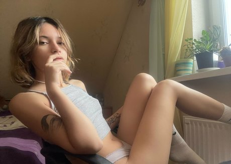 karina dolly adult actress img