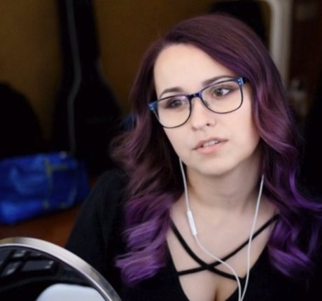 Wanjin porn model image