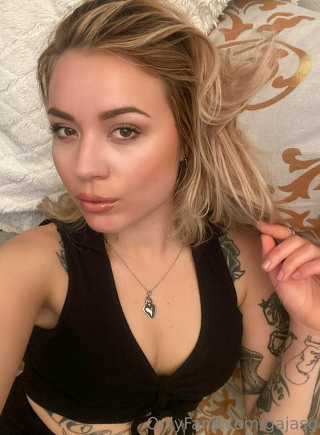 gajasg beautiful actress images