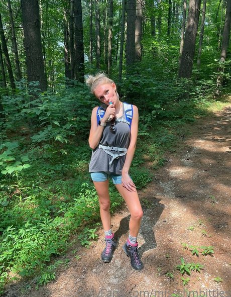 maddymeadows model high quality pics