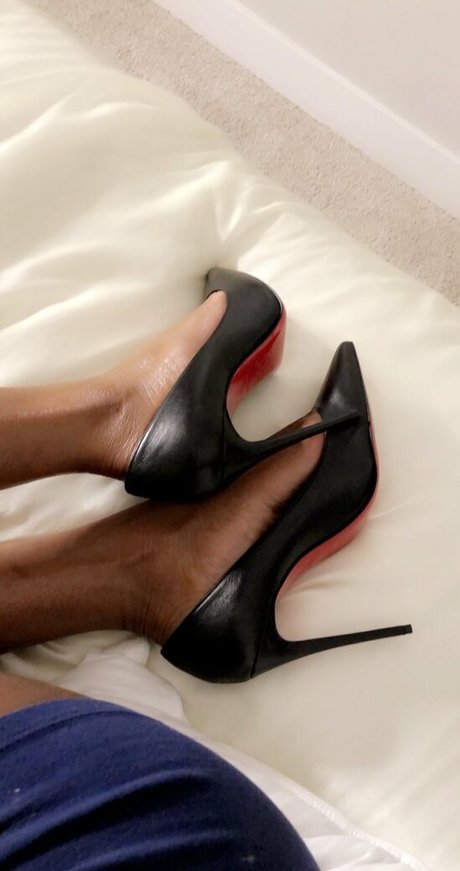 kinsleykarter art actress img