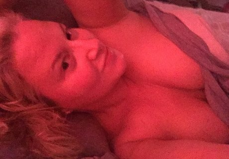 Tammy Lynn Sytch star adult gallery