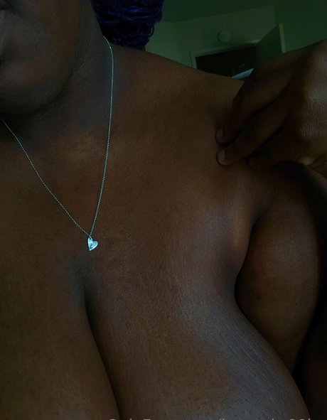 laurynbr00ke nudes pornstar galleries