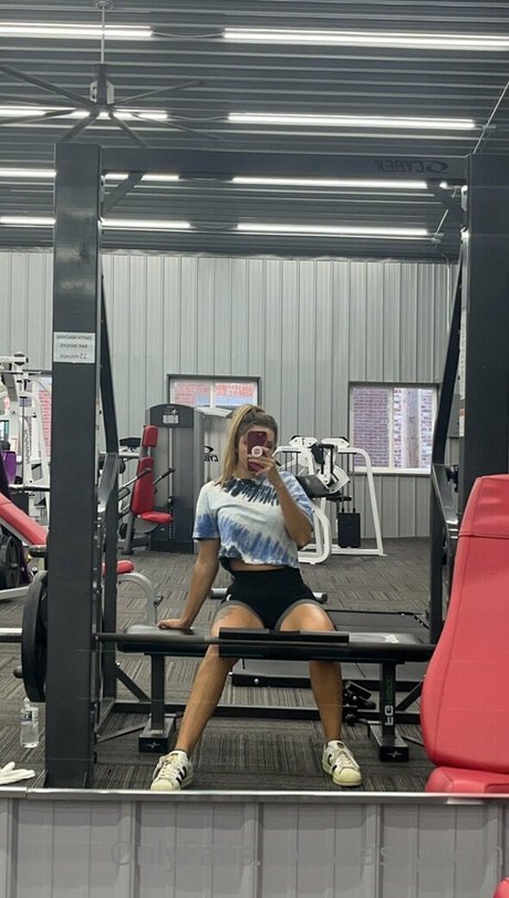 sassysloth model exclusive pic