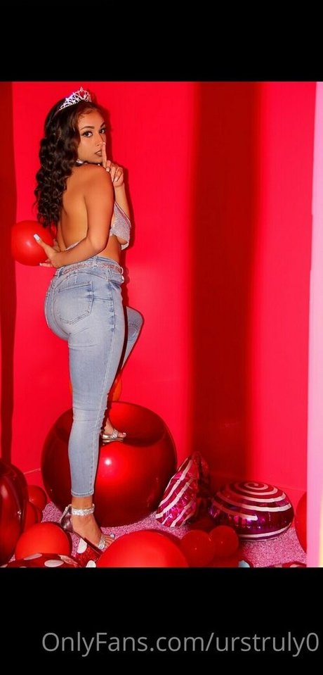 urstruly ali pretty pornstar img