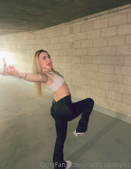 caitlynbabyxx free pornstar photos