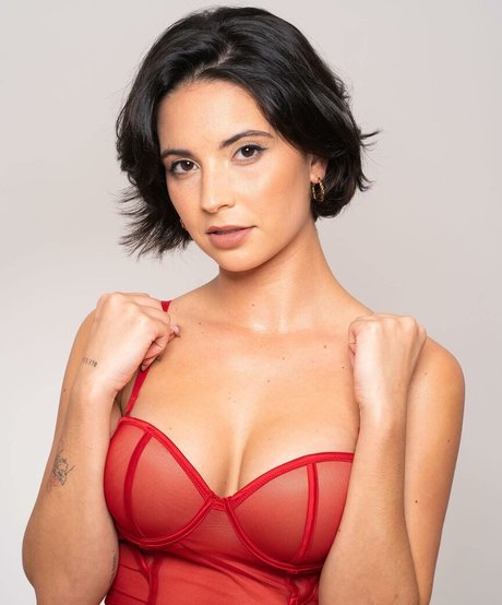 Moon fighter_ model naked images