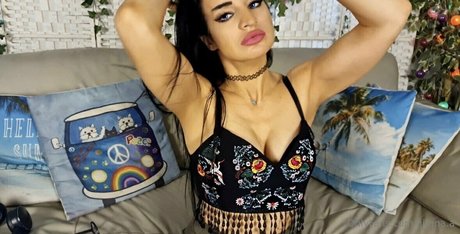 gitana a star pretty photos