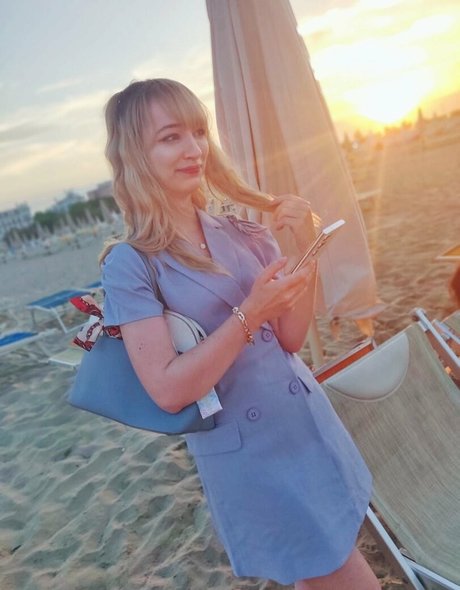 tan onlyfans sexy nude images