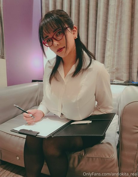anriokita real model sexy image