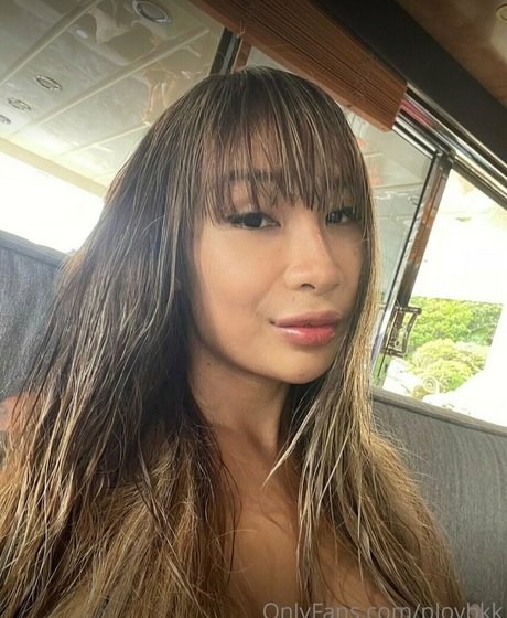 ploybkk erotic star gallery