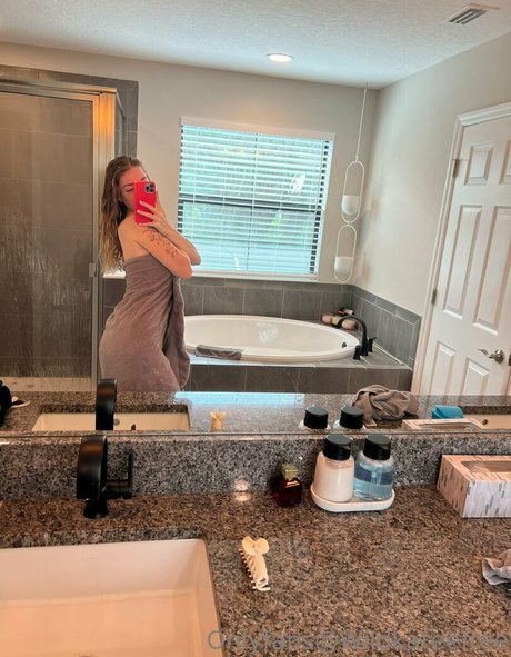 wildkateefree model art picture