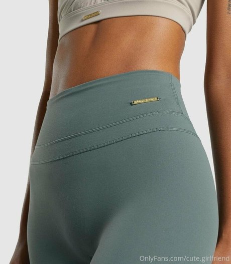 cute girlfriend model free archive