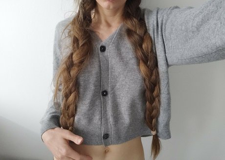 cute girlfriend nudes star image