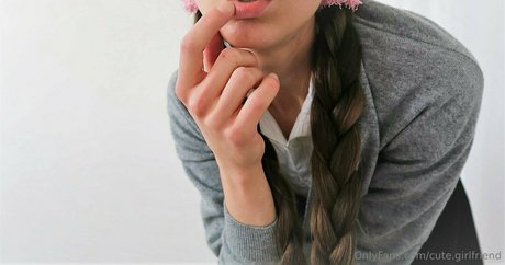 cute girlfriend star nude img