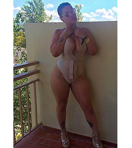 Aniela best actress gallery