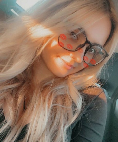 Loowcutie model pornographic img