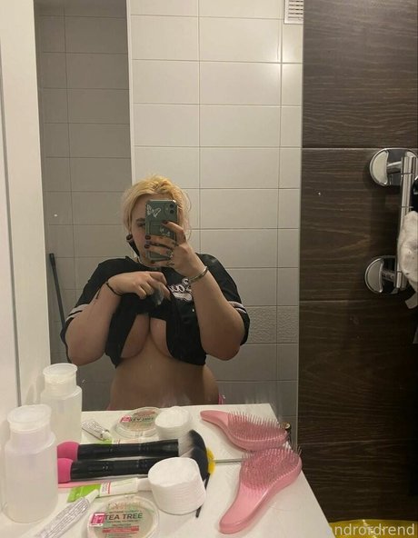 andrordrend8 hot actress pic