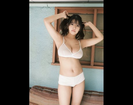 Aoi Fujino star exclusive archive