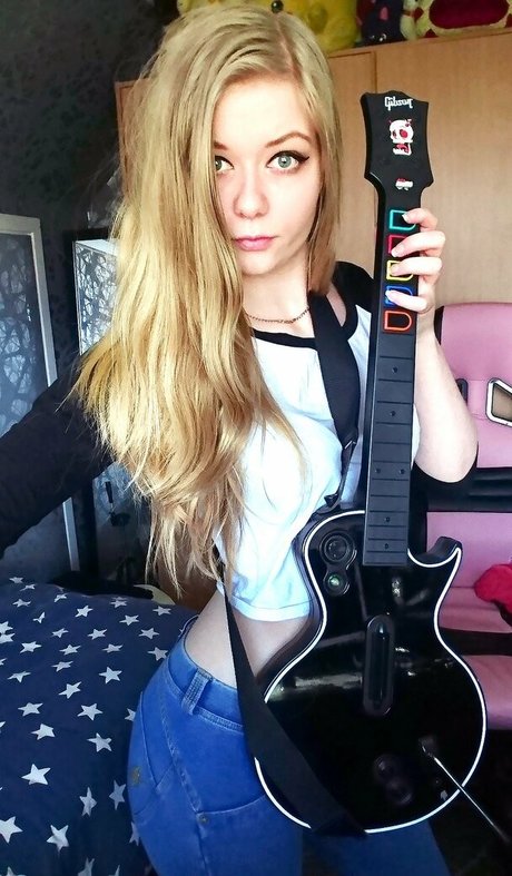 Purrluna nice pornstar pic