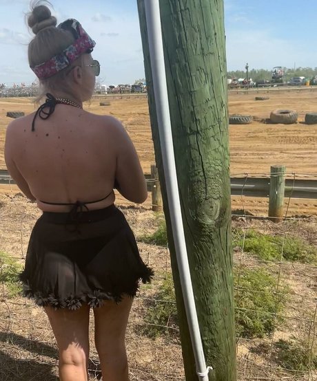 Canam Lyss xxx model img