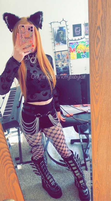 kittybabykat star high quality image