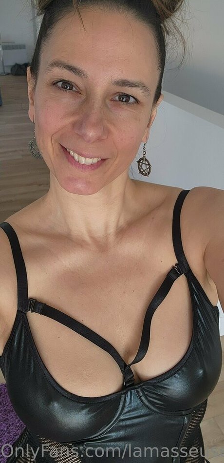 lamasseuse nice star image