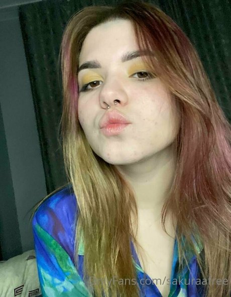 sakuraafree model adult photos