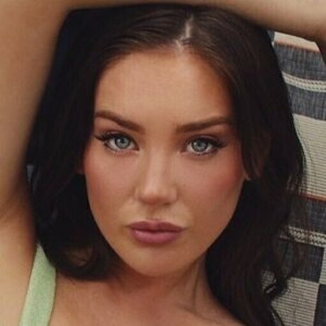 lilys art pornstar photo