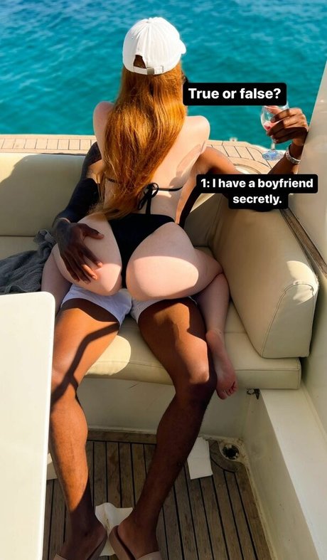 Redbaddy naked model gallery