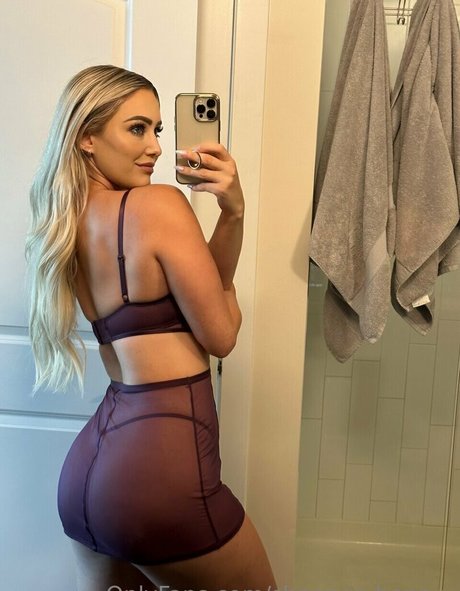 Shannon Henry model nudes photo