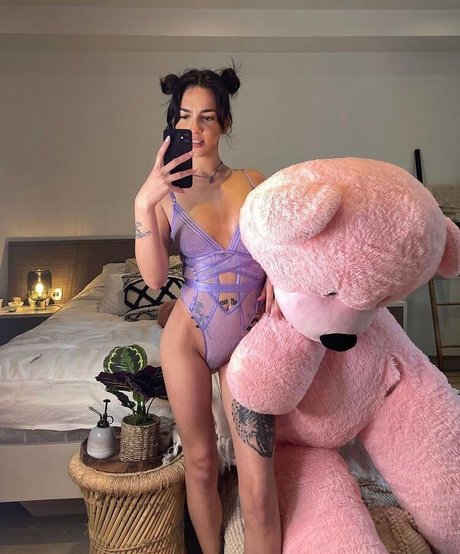 Miaxmon star nudes photo