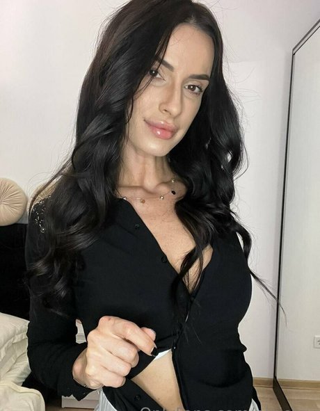 nixiejoy model erotic photo