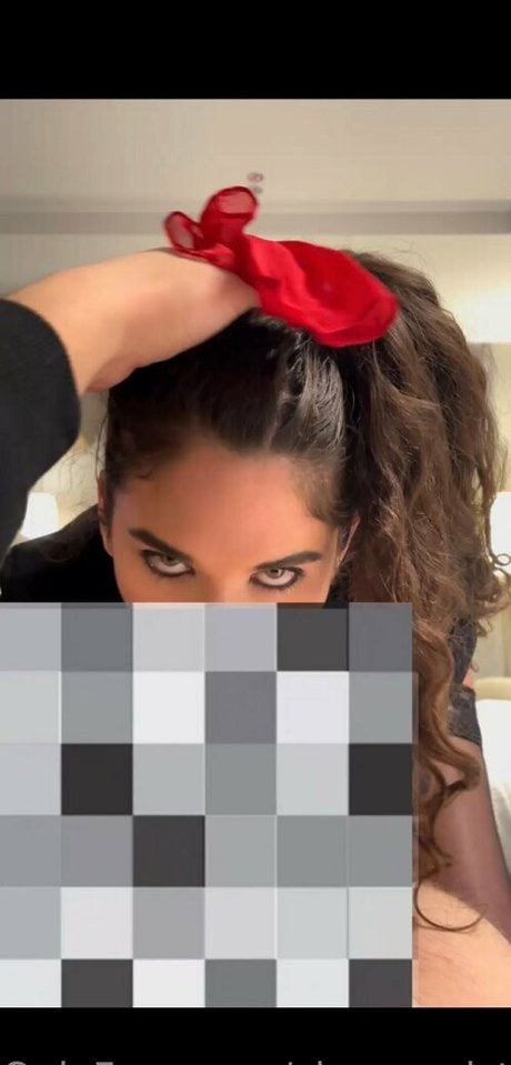 Cierra Mistt naked model img