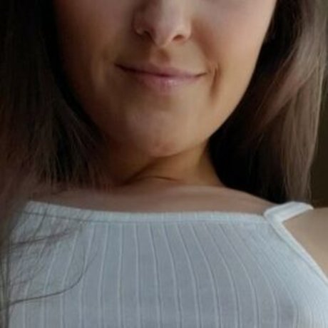 EmmaPaisley pornstar hot photo