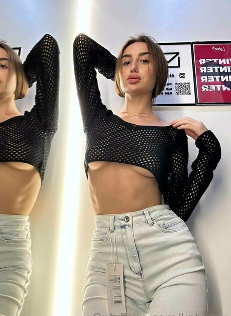 katecox erotic model photo