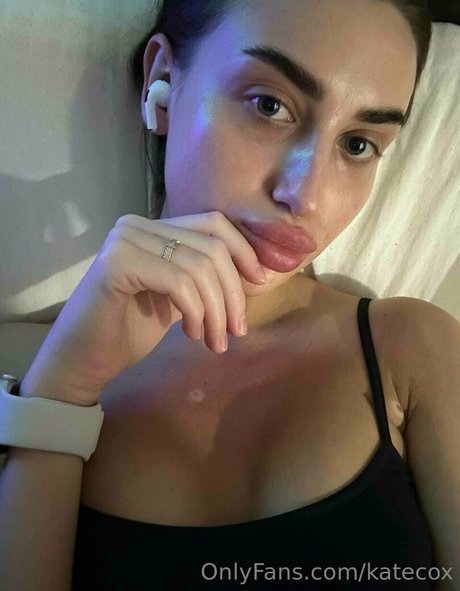 katecox star nudes image