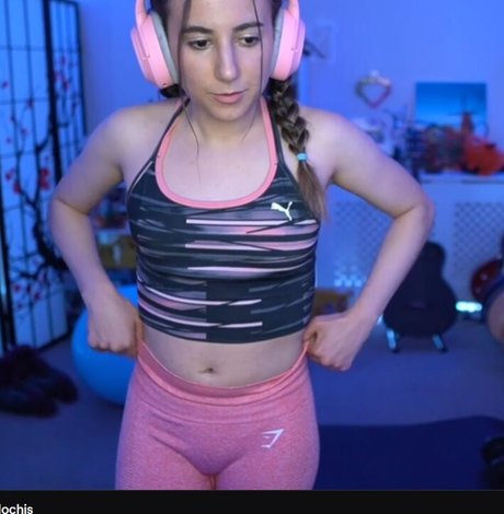 Millie Mossiae star adult images