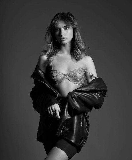 Erel Eliyahu star naked photo