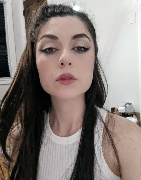 KiraChats xxx star photos