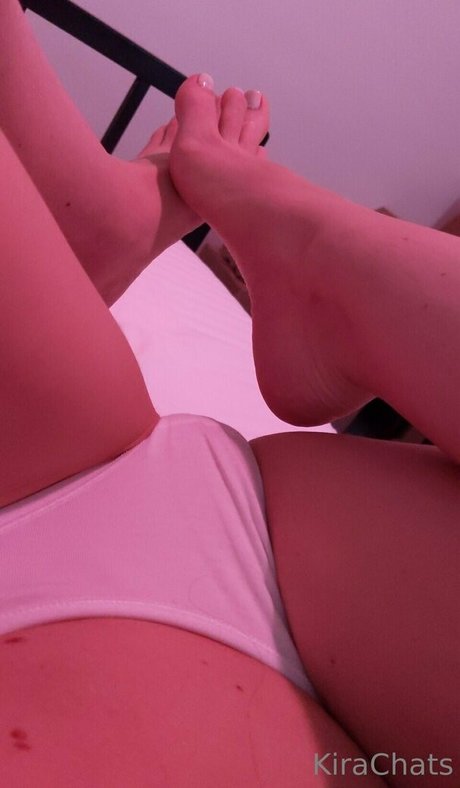 KiraChats best model images