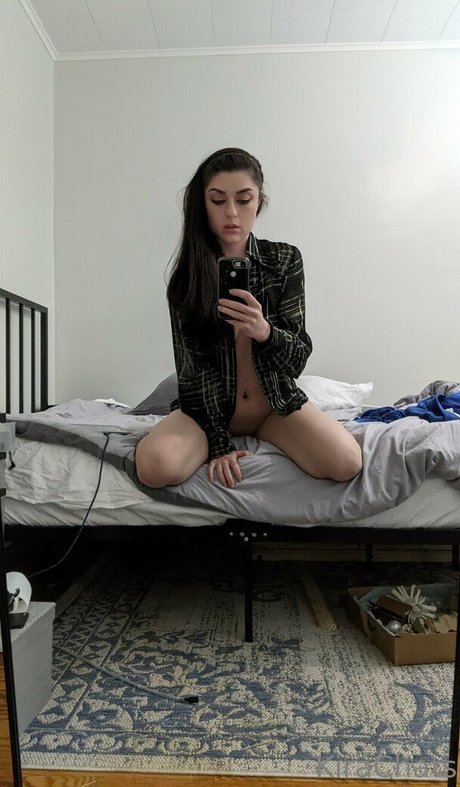 KiraChats nice pornstar pictures