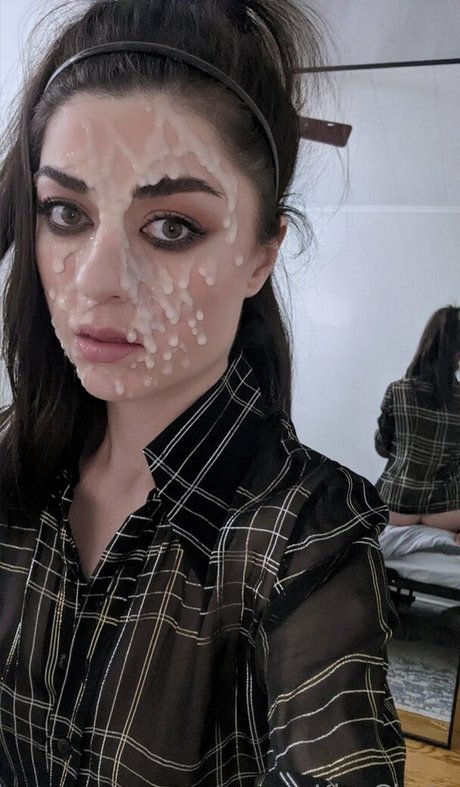 KiraChats pornstar perfect photos